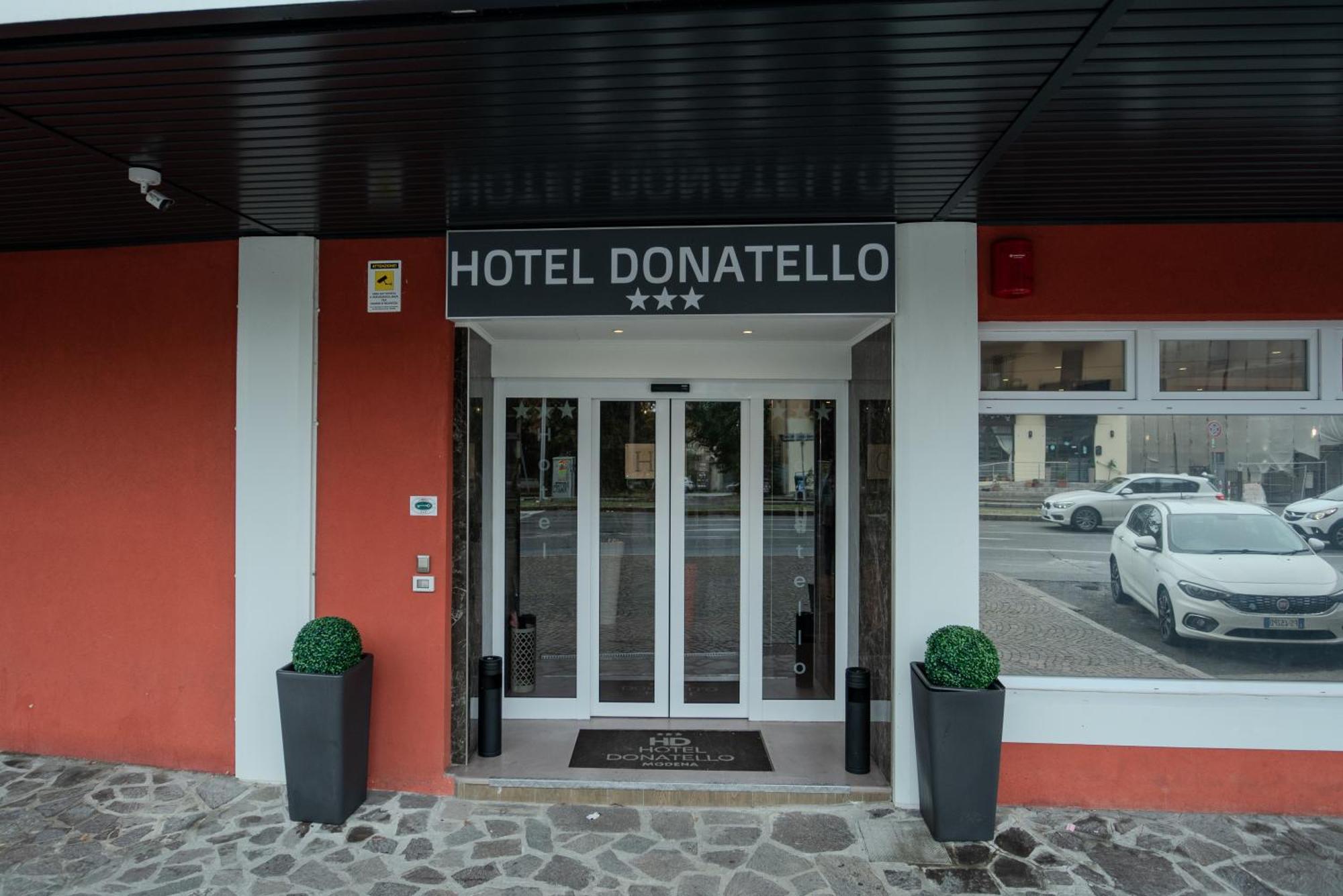 Hotel Donatello Modène Extérieur photo